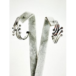 Gümüş Taşlı Yarım Halka Küpe